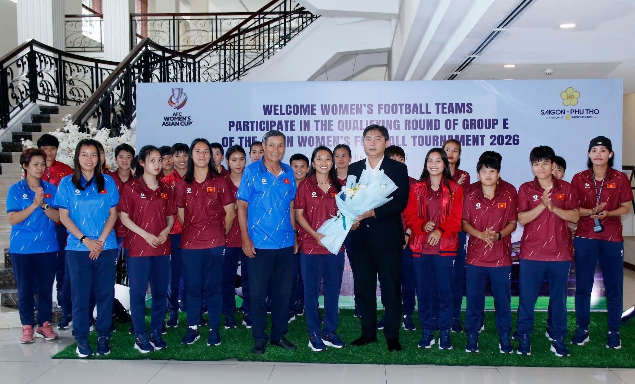 Tuyển nữ Việt Nam đến Phú Thọ, sẵn sàng săn vé dự Asian Cup 2026