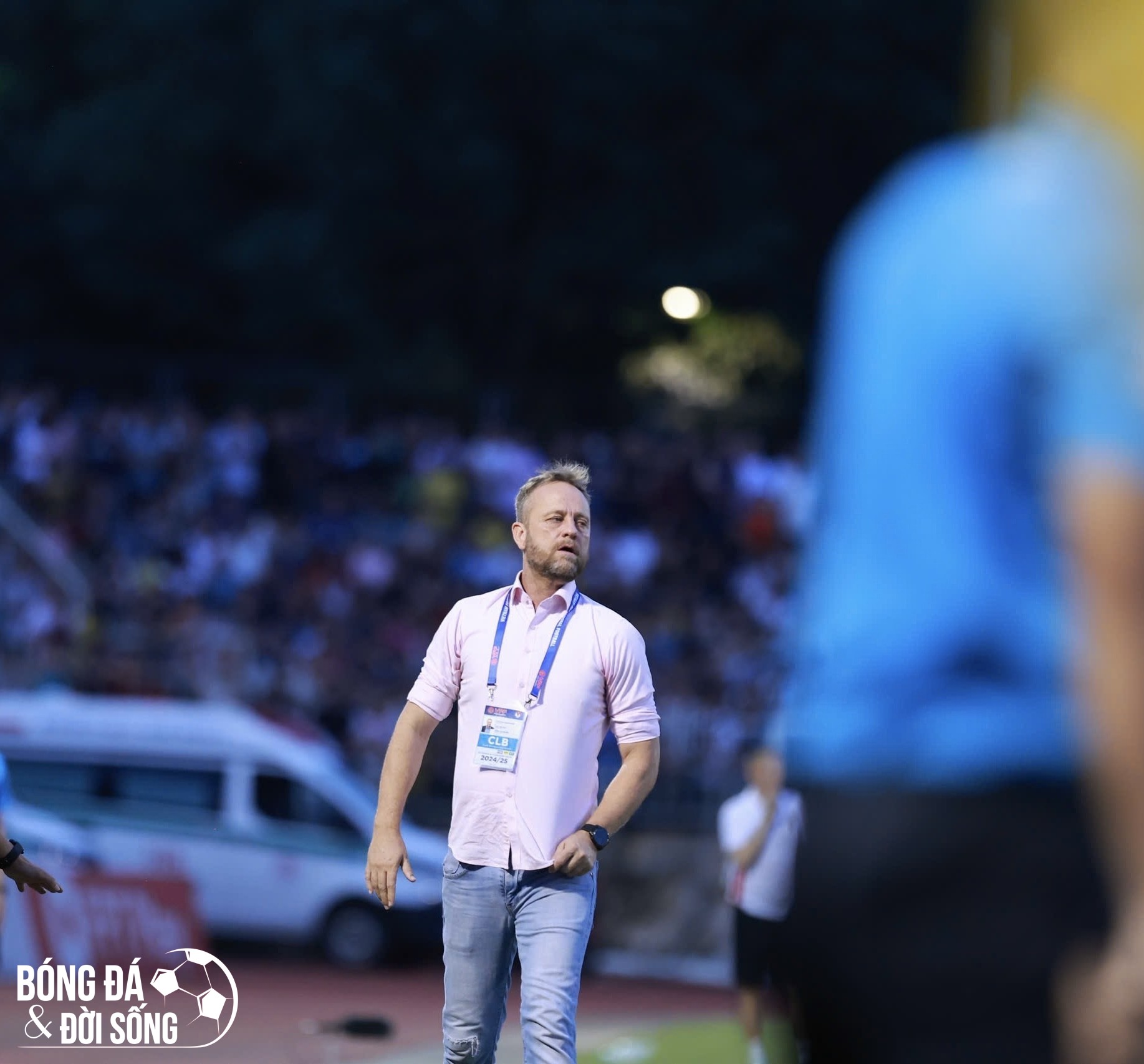 HLV Polking xúc động sau chức vô địch cùng Công an Hà Nội