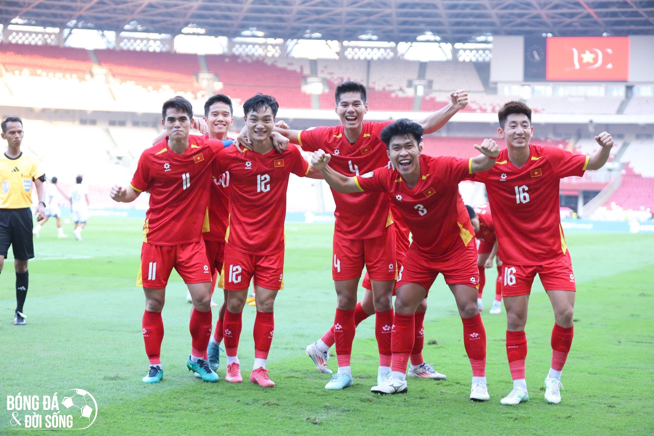 "Song" Bắc toả sáng, U23 Việt Nam vào bán kết U23 Đông Nam Á