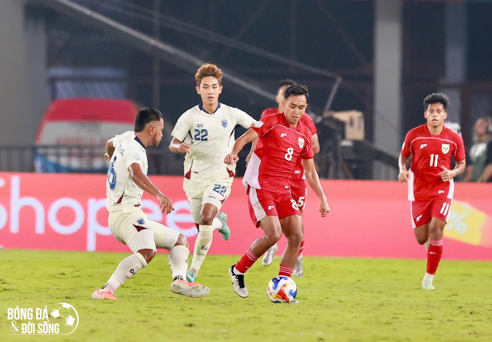 Thắng nhọc U23 Thái Lan, Indonesia vào chung kết U23 Đông Nam Á