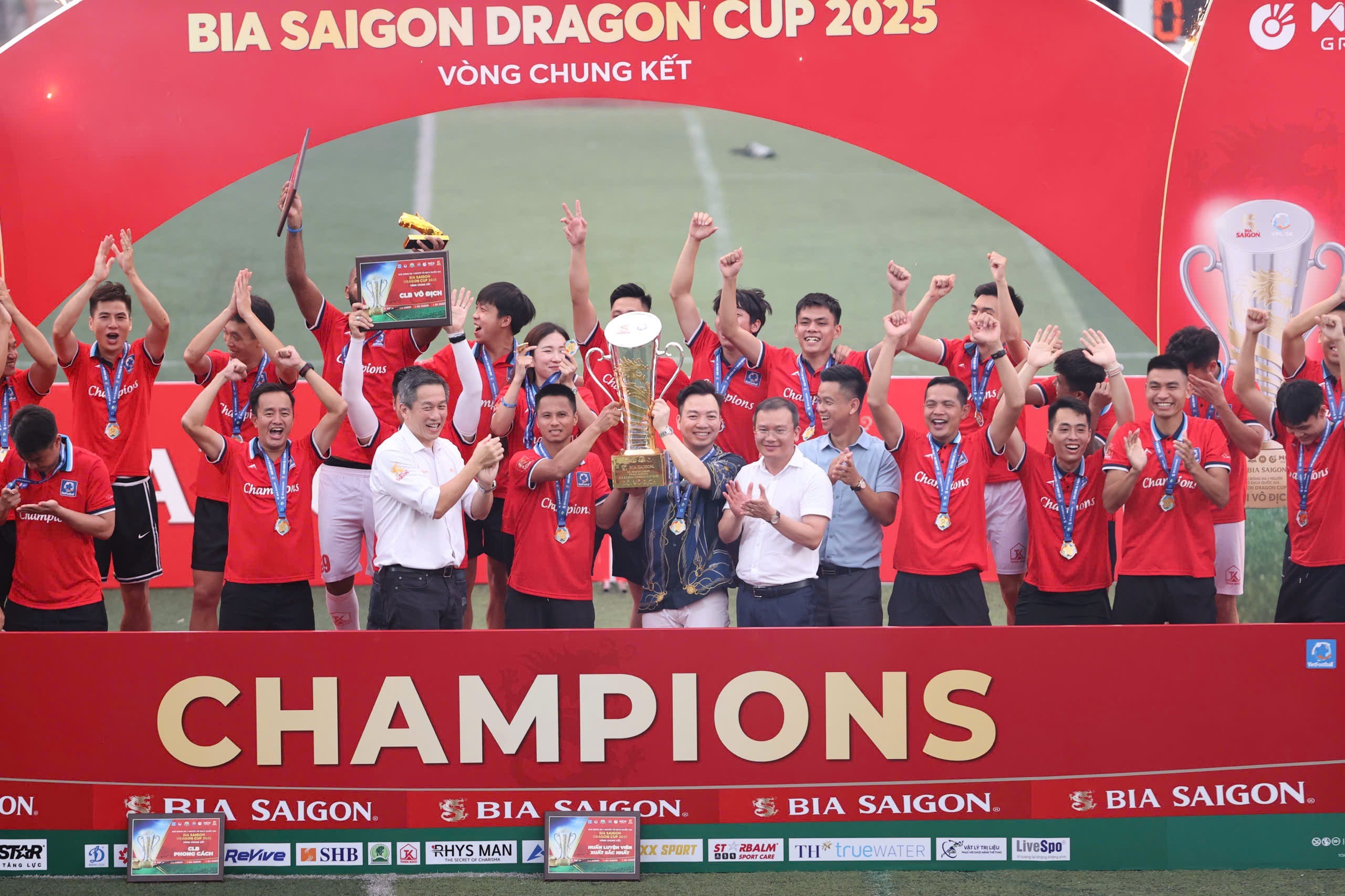 Thắng kịch tính XSKT Đắk Lắk, Thiên Khôi FC vô địch VPL-S6