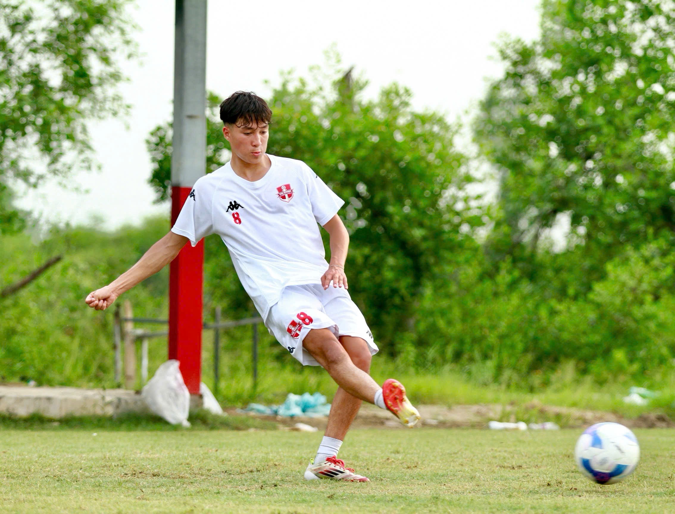 Sao trẻ Việt kiều Hà Lan bất ngờ tập luyện cùng CLB Hải Phòng