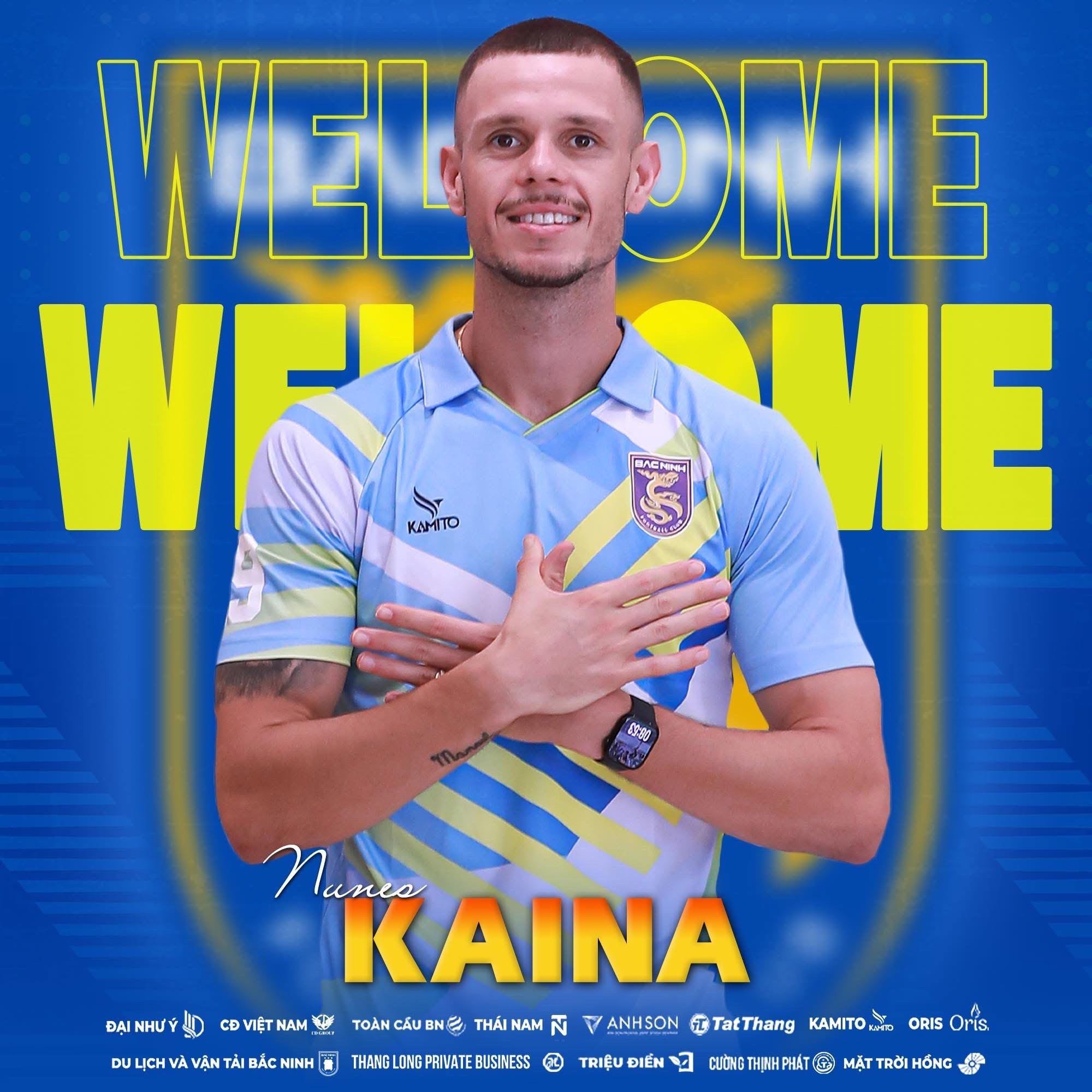 Tiền đạo cao gần 2m gia nhập đội bóng của HLV Park Hang-seo