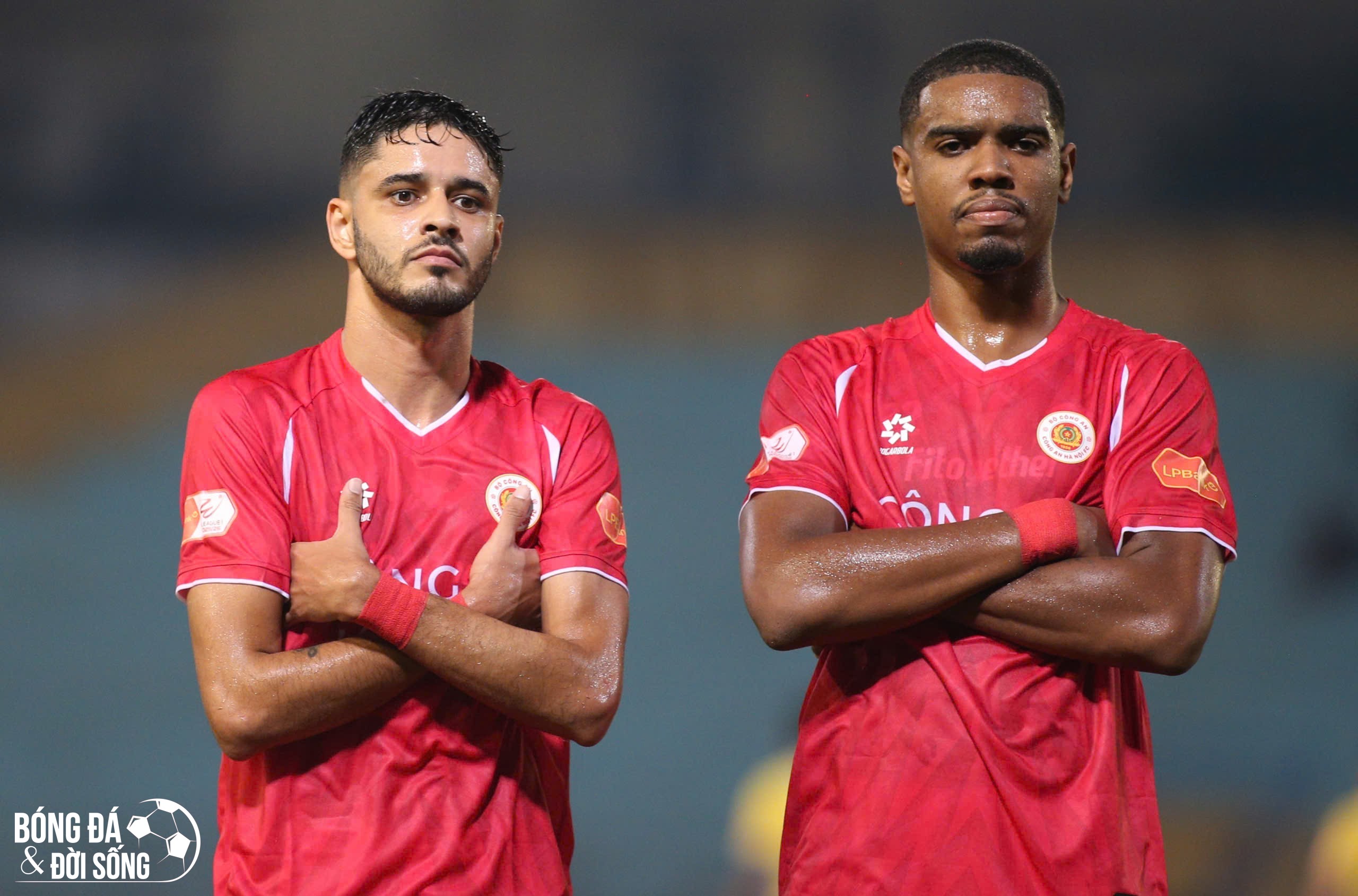 Ngoại binh thăng hoa, Công an Hà Nội thắng đậm trận Derby Thủ đô