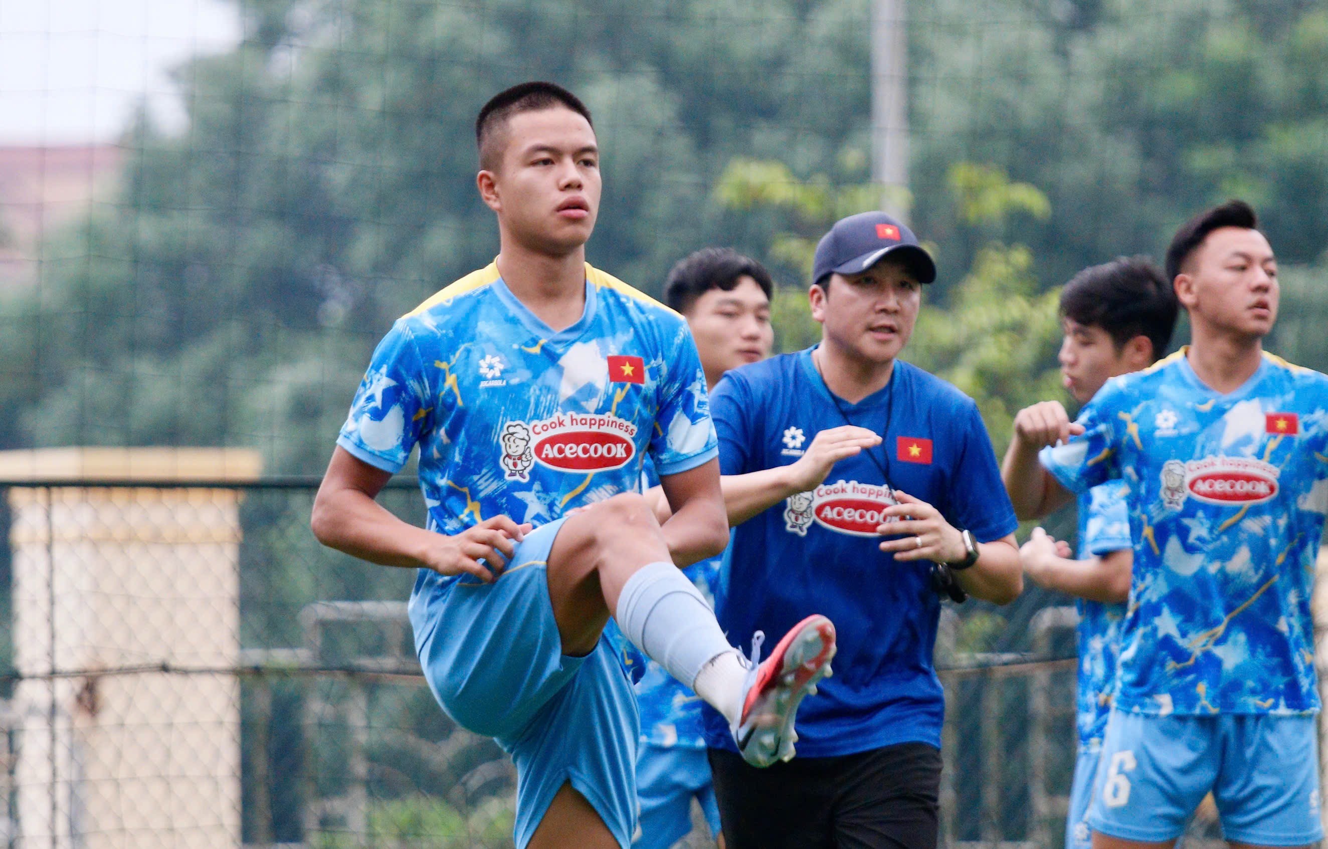 Sao trẻ Việt kiều Trần Thành Trung tiết lộ lý do lỡ hẹn Vòng loại U23 châu Á