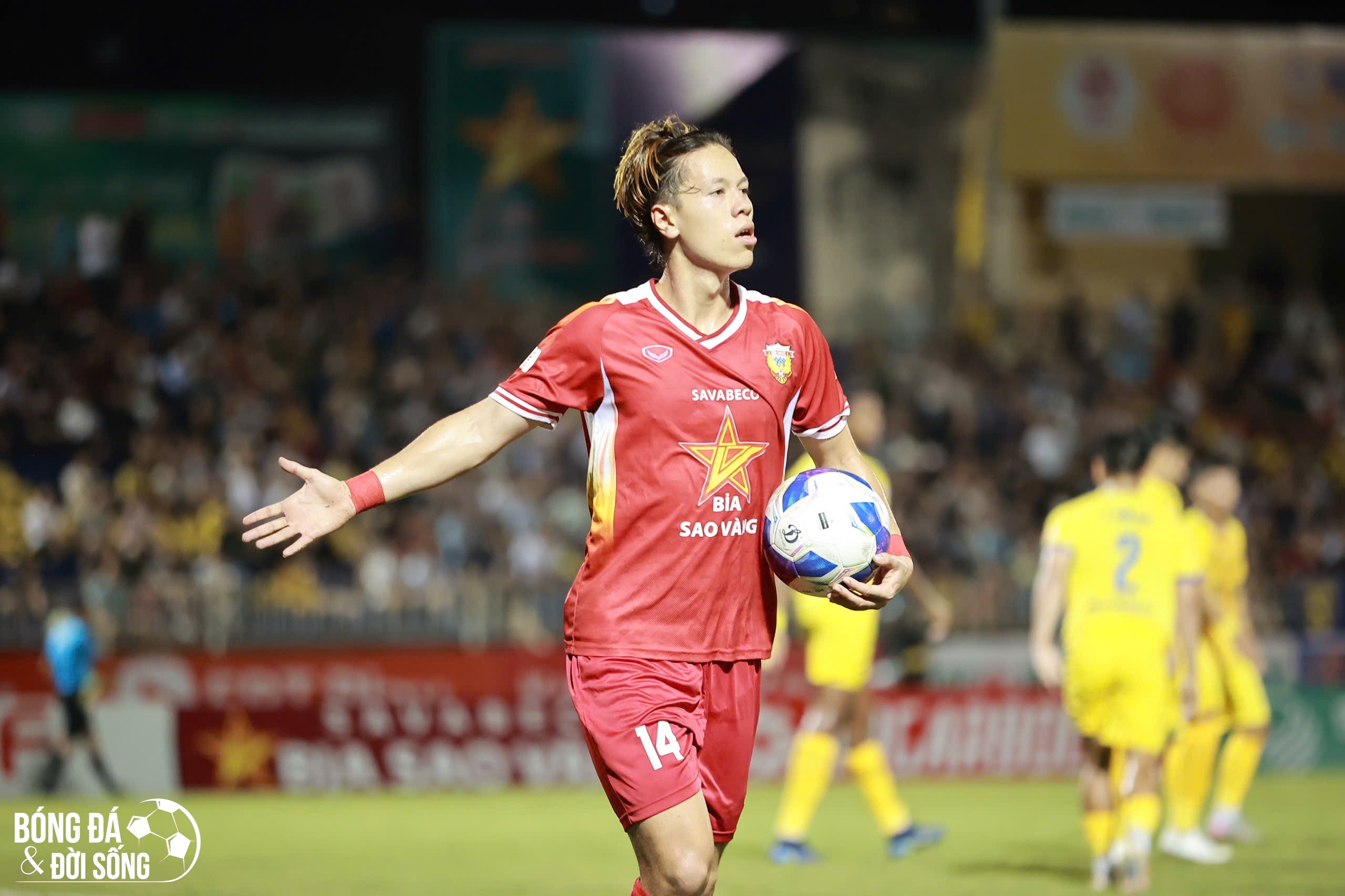 Kết quả V-League: Sao trẻ Việt kiều toả sáng, CLB Hà Tĩnh thiếu người vẫn "cầm chân" SLNA