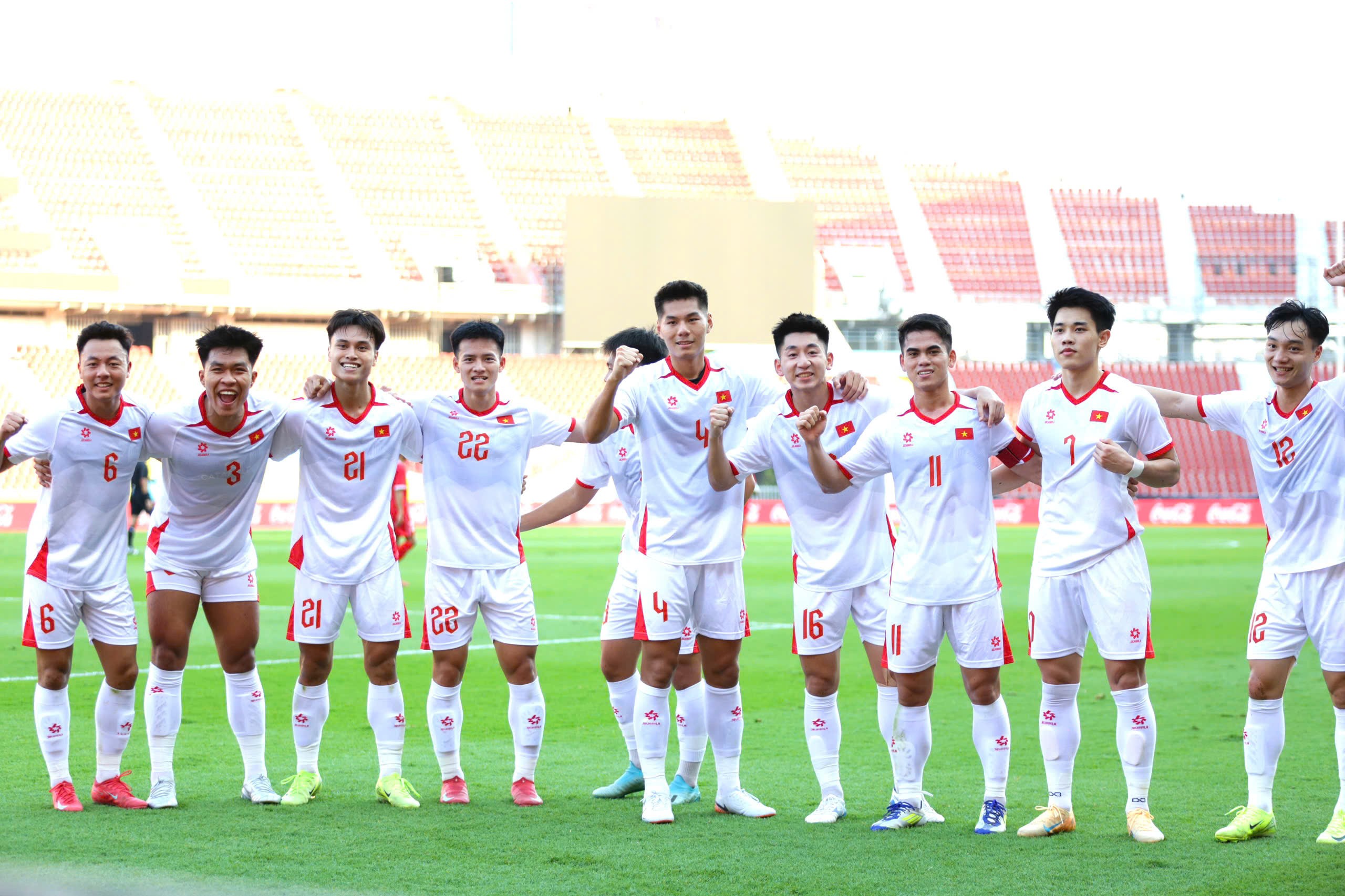 Tiền đạo Đình Bắc toả sáng, U22 Việt Nam khởi đầu thuận lợi tại SEA Games 33