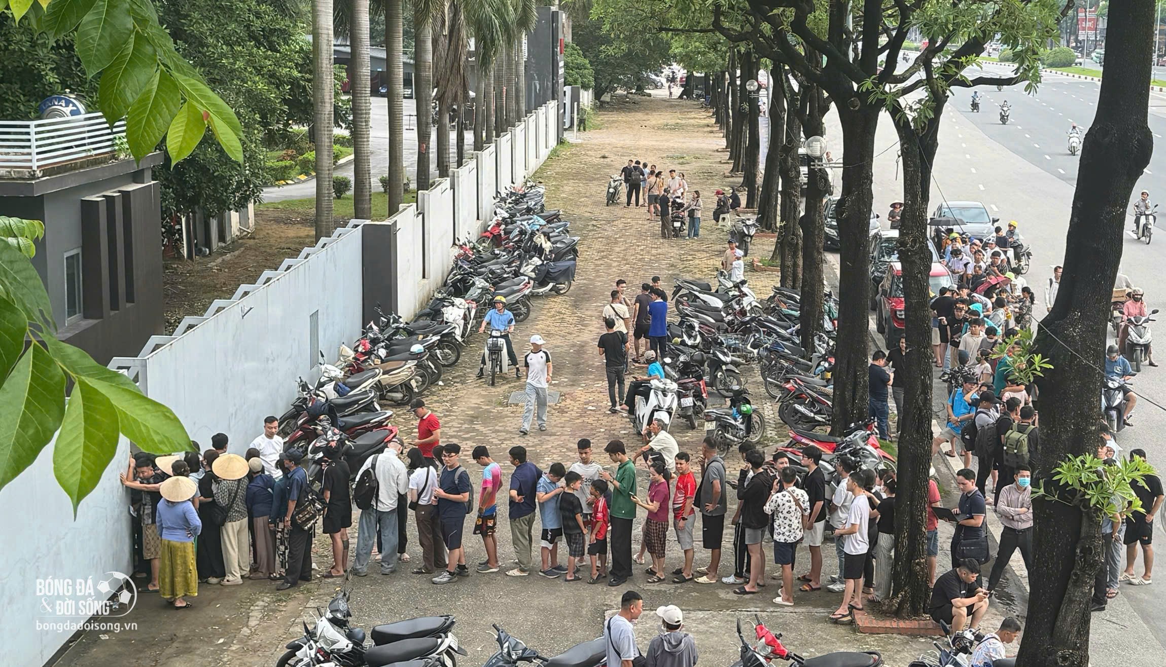 Chính thức mở bán vé trực tiếp trận Việt Nam – Campuchia