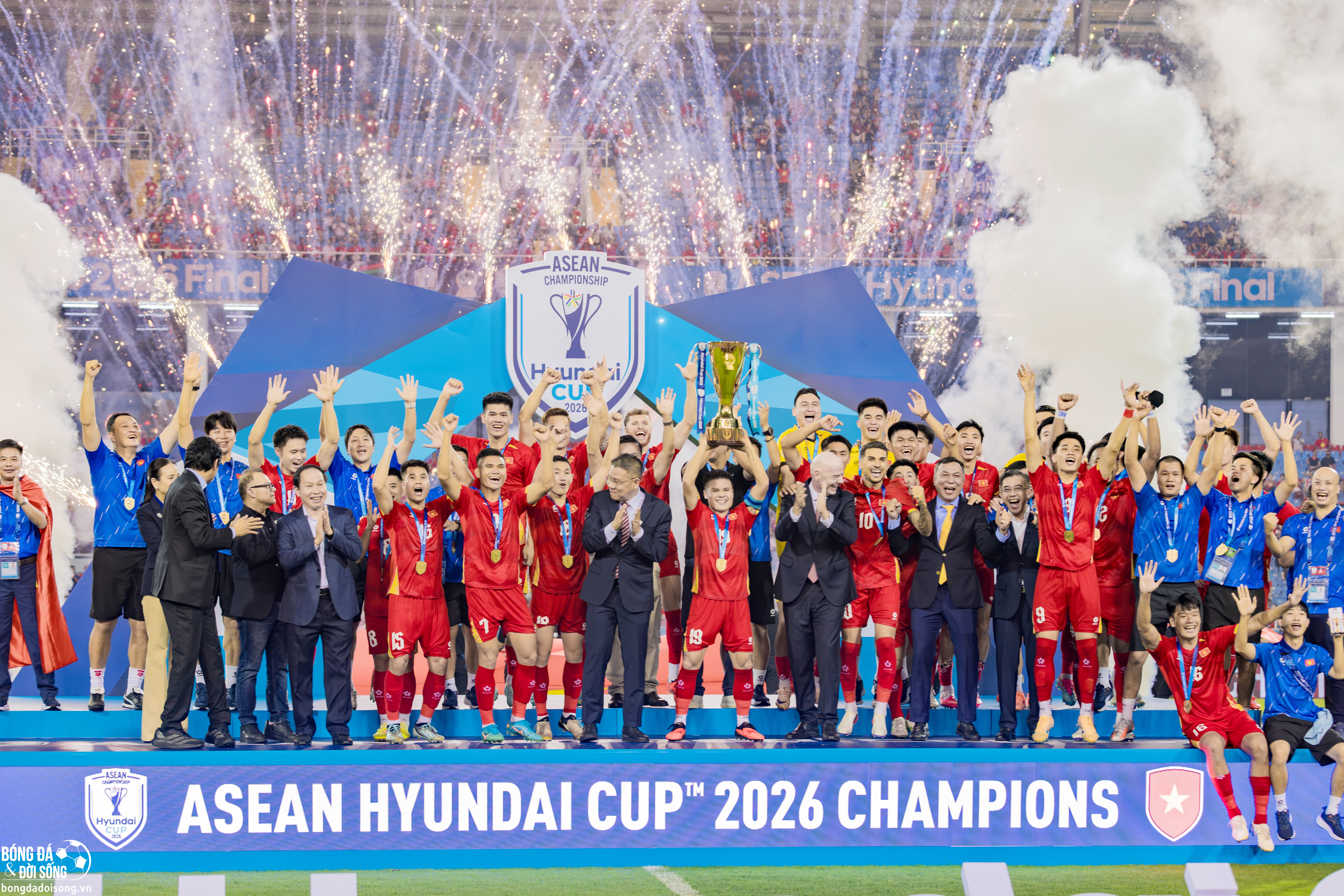 Vô địch ASEAN Cup, tuyển Việt Nam vẫn còn nhiều nỗi lo