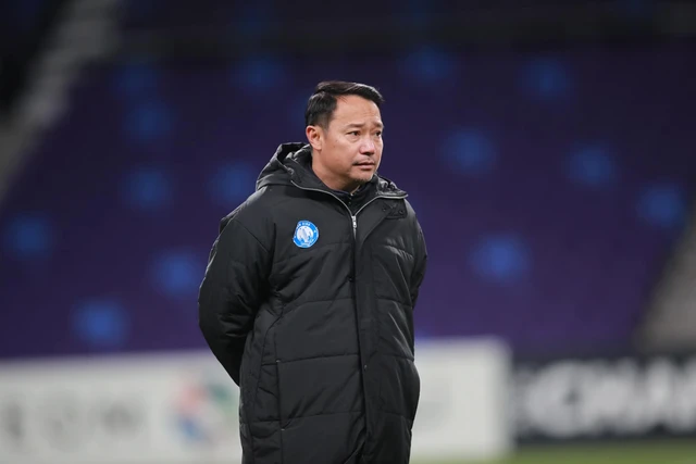 HLV Nam Định tuyên bố thắng Á quân J-League dù thua đậm ở lượt đi