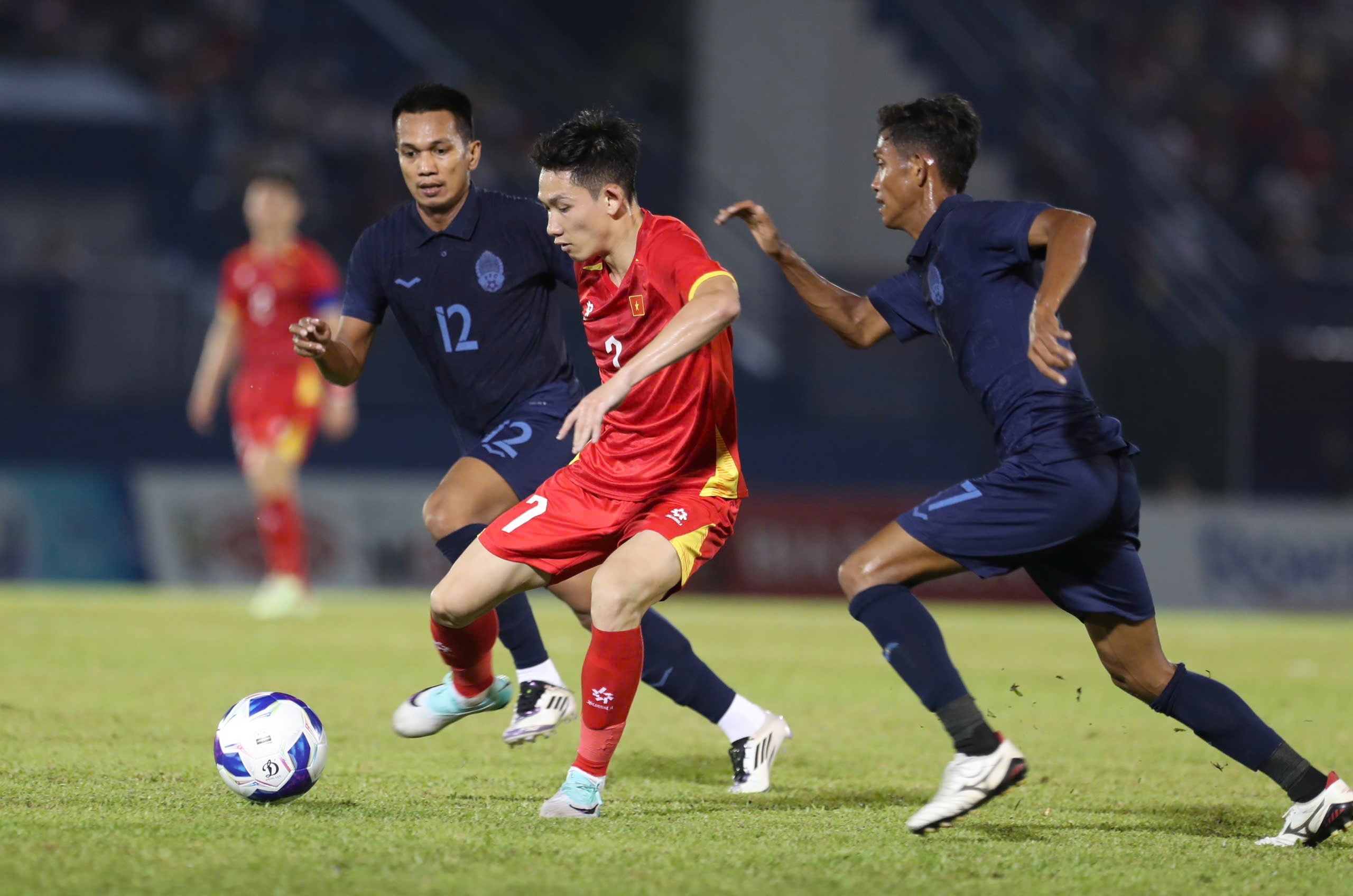 Kết quả ĐT Việt Nam vs ĐT Campuchia: Siêu phẩm mãn nhãn, khởi động thuận lợi