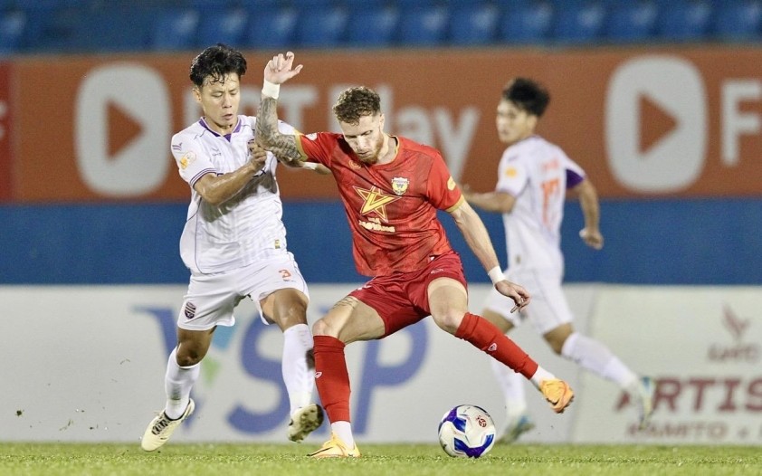 Kết quả V-League: Ngược dòng ấn tượng trước Bình Dương, Hà Tĩnh nối dài chuỗi bất bại