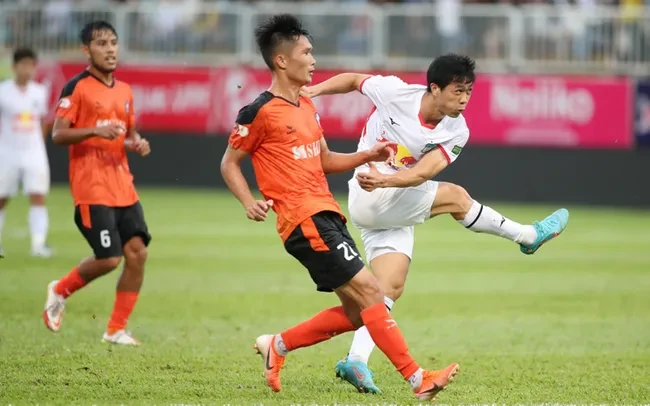 Vòng 24 V-League: CLB Đà Nẵng kiến nghị mời trọng tài ngoại bắt trận gặp HAGL