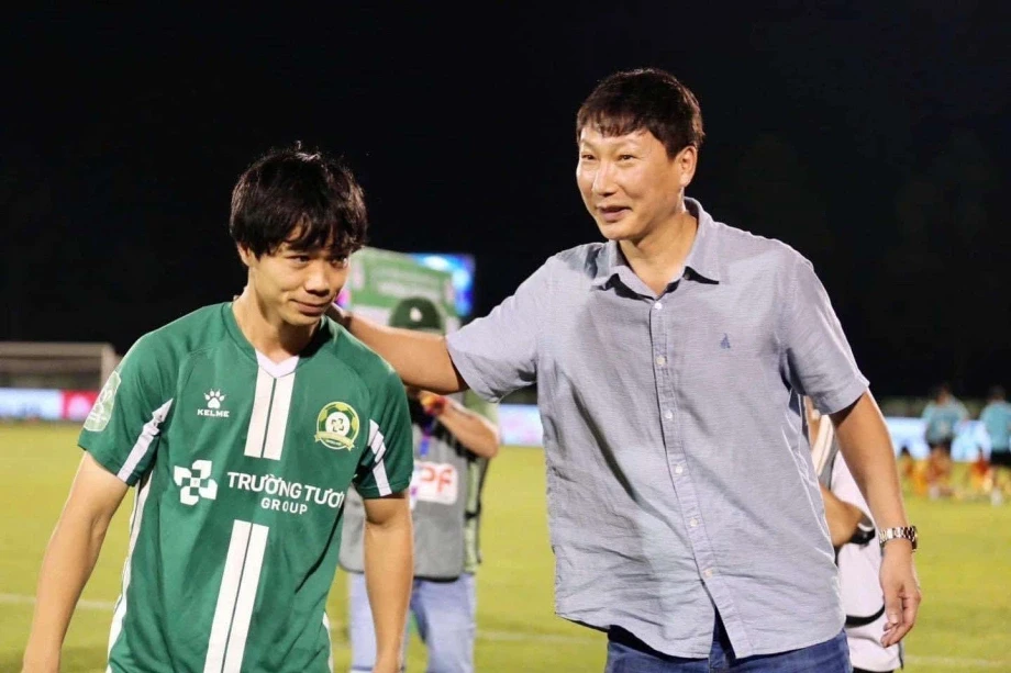 Tiền đạo Công Phượng: "Tôi cảm nhận được sự chân thành của thầy Kim"