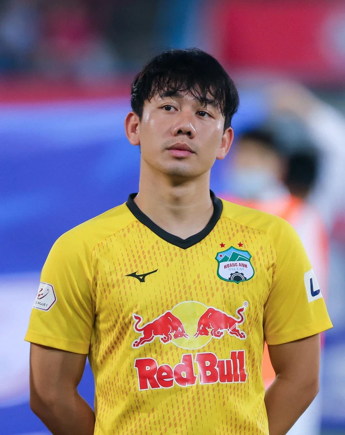 Tiền vệ Minh Vương lên tiếng về tin đồn rời Hoàng Anh Gia Lai