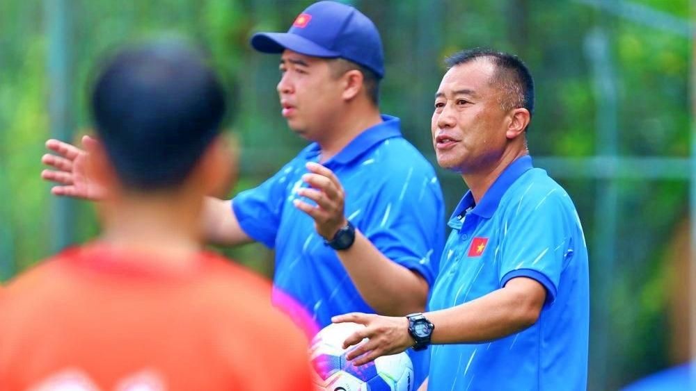 HLV người Nhật Bản đặt mục tiêu vô địch cùng U19 nữ Việt Nam