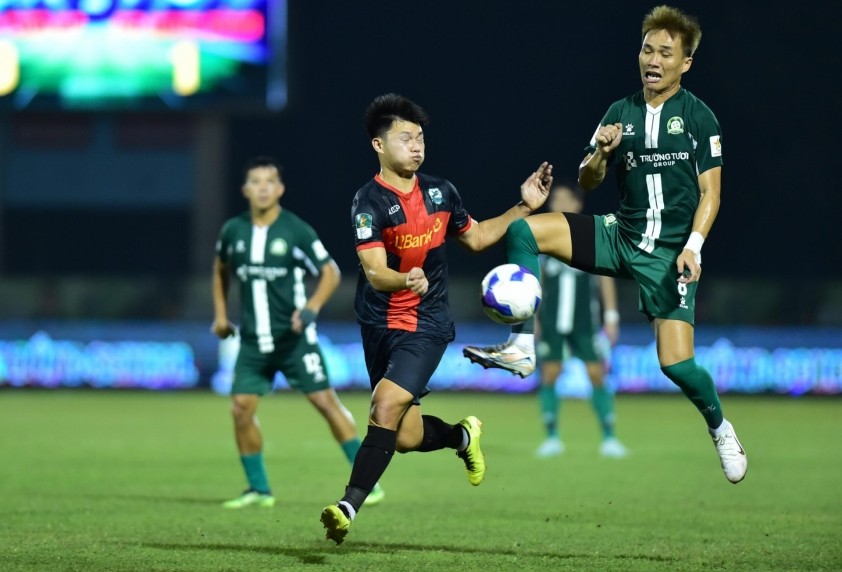 Kết quả hạng Nhất QG: Thắng đậm Bình Phước, CLB Ninh Bình khẳng định vị thế tân vương