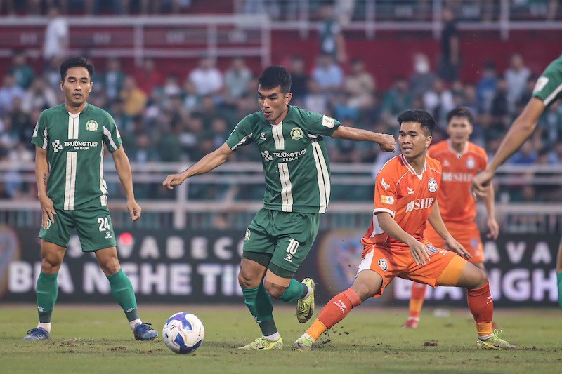 Công Phượng hỏng penalty, Bình Phước gãy gánh giấc mơ V-League