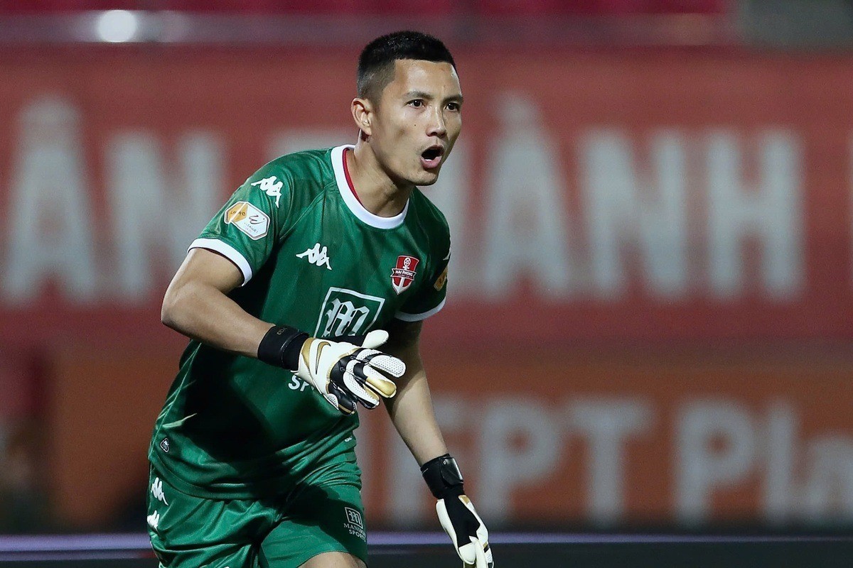 Đội hình tiêu biểu V-League 2024/25: Đình Triệu góp mặt, Nguyên Mạnh gây tiếc nuối