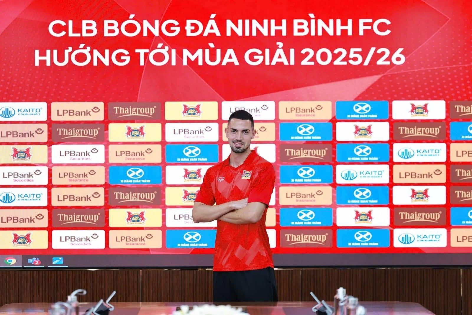 Tân binh Tây Ban Nha quyết tâm cùng CLB Ninh Bình tạo dấu ấn ở V-League