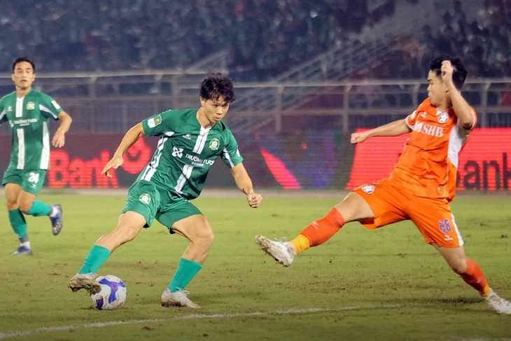 Đội bóng của Công Phượng xin đổi tên và chuyển sân về Đồng Nai