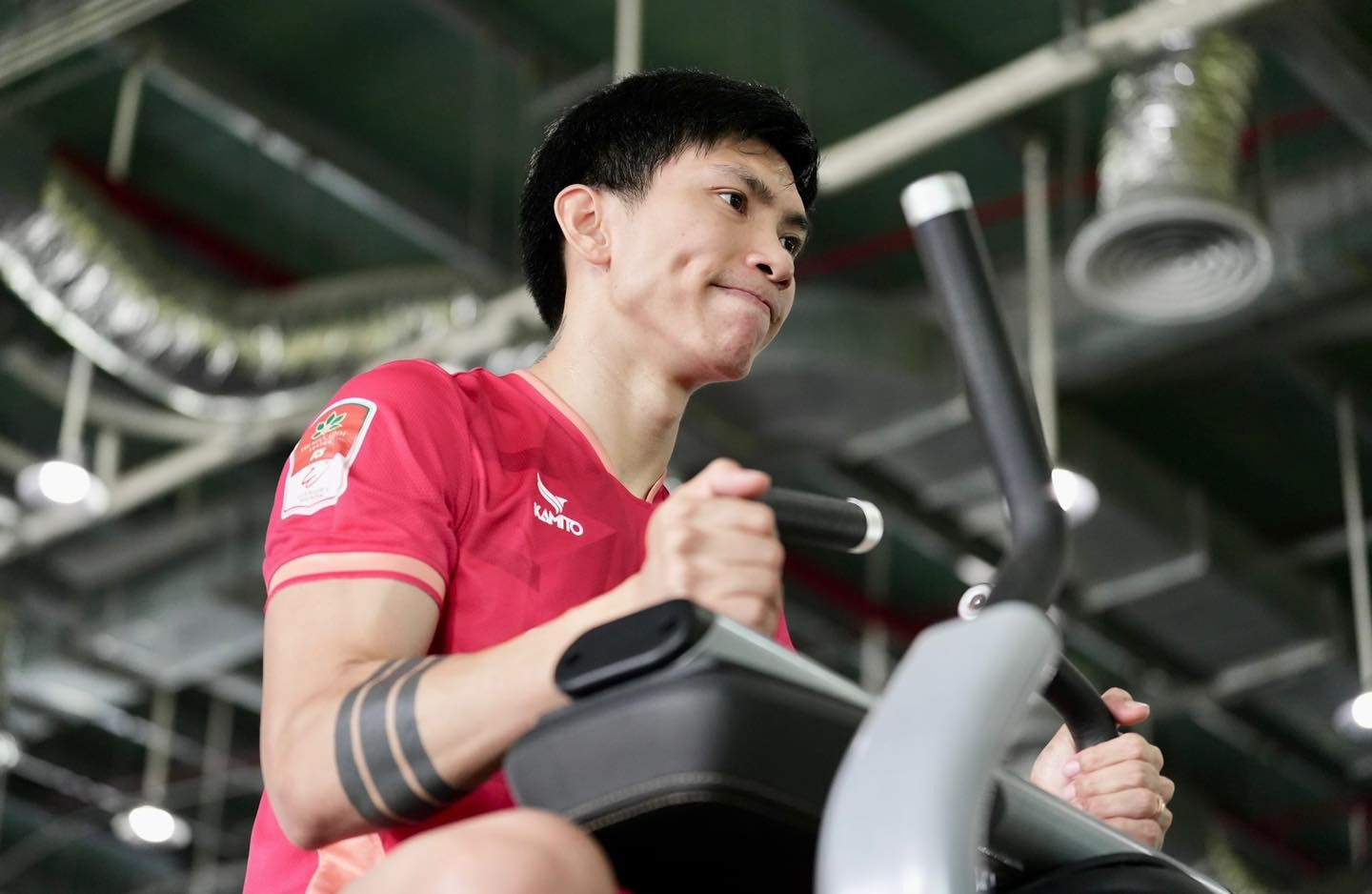 Đoàn Văn Hậu báo tin vui cho người hâm mộ