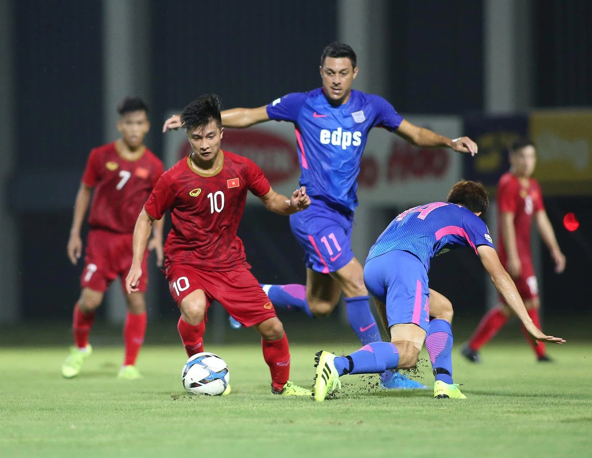 Cựu tuyển thủ U23 Việt Nam Martin Lò bất ngờ giải nghệ