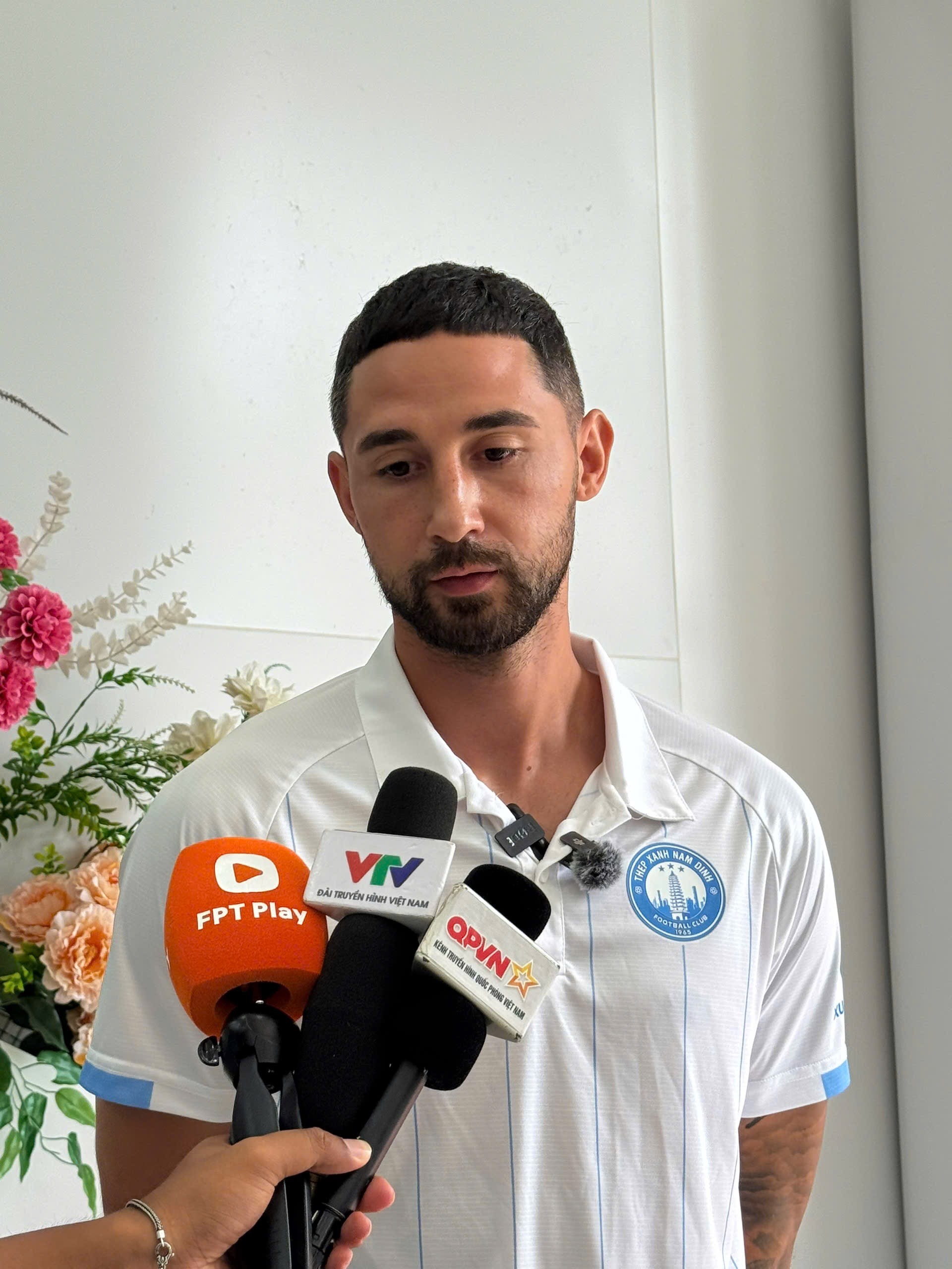 Hậu vệ Việt kiều Pháp khát khao khoác áo tuyển Việt Nam