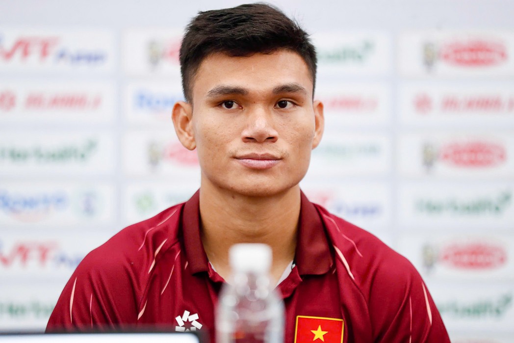 Hậu vệ Xuân Mạnh chỉ ra bước ngoặt giúp tuyển Việt Nam đánh bại Nepal