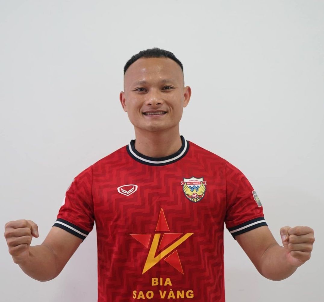 Tiền vệ Trọng Hoàng: 'Tôi vẫn còn khát khao muốn cống hiến cho bóng đá'