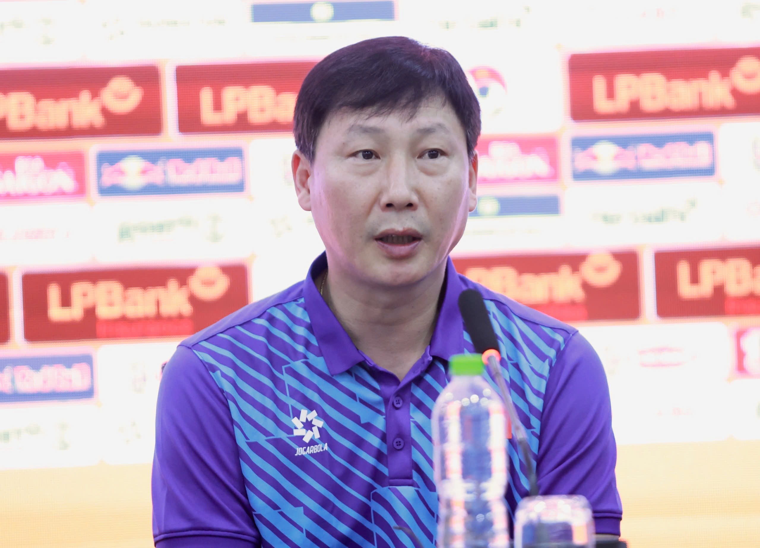 HLV Kim Sang Sik: "Nga là đội tuyển mạnh nhưng chúng tôi không hề sợ hãi"