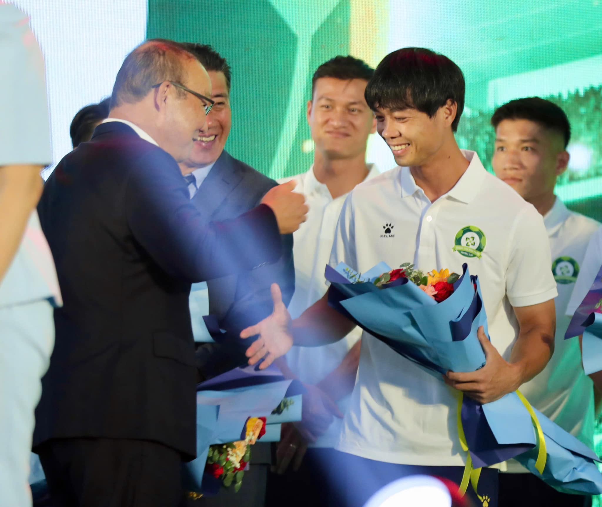 Công Phượng tiết lộ lý do gia nhập Trường Tươi Bình Phước