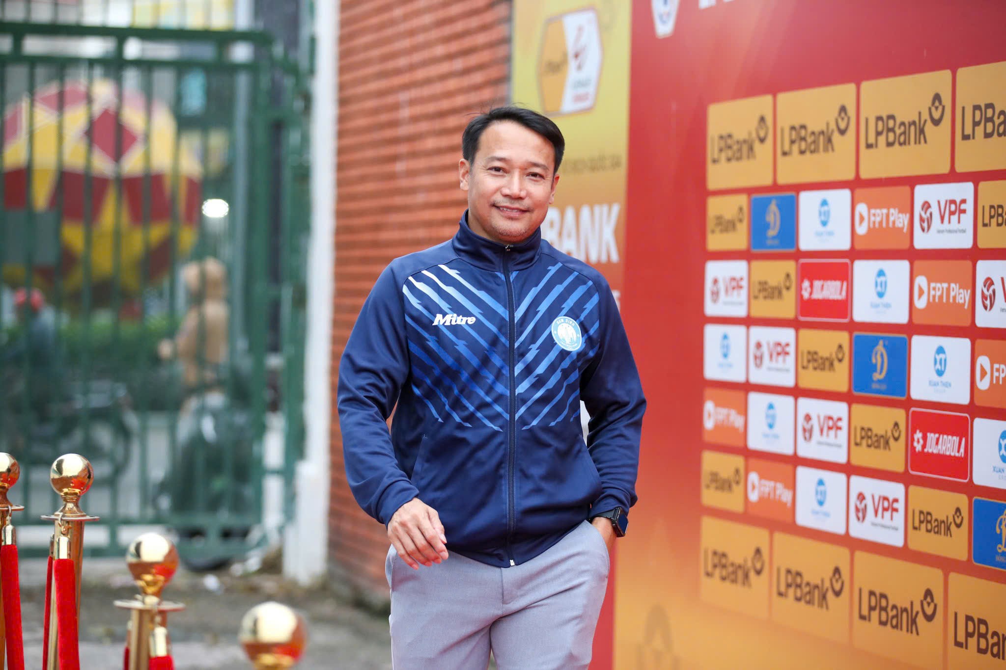 HLV Vũ Hồng Việt chỉ ra nguyên nhân thất bại của Nam Định trước CAHN