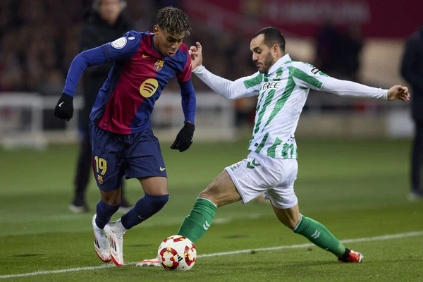 Lịch thi đấu bóng đá ngày 17/1 và rạng sáng ngày 18/1