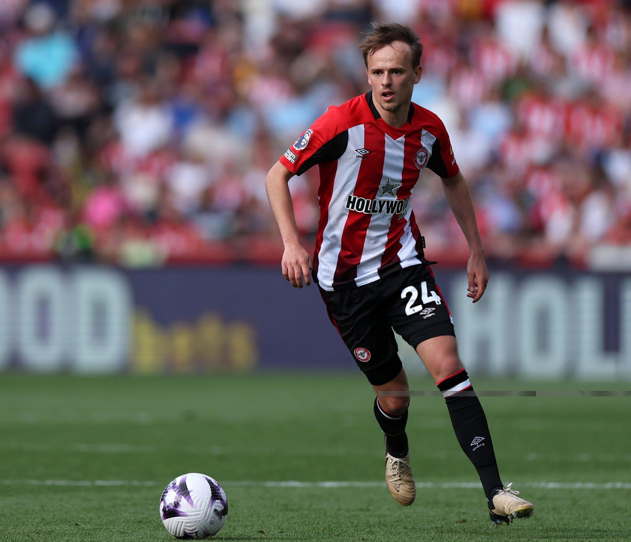 Man United tìm người thay thế Bruno Fernandes