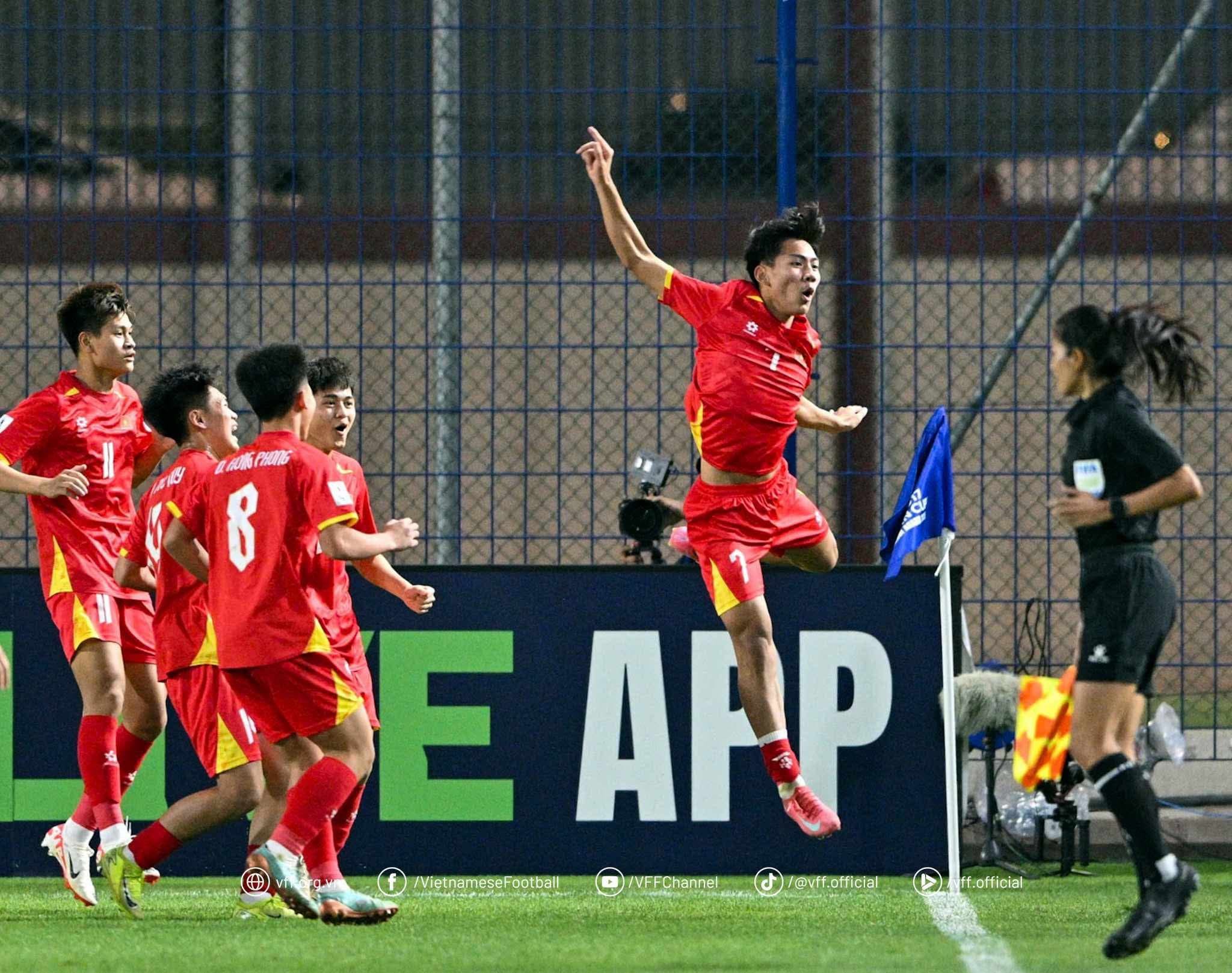 Thi đấu quả cảm, U17 Việt Nam nuôi hi vọng dự World Cup