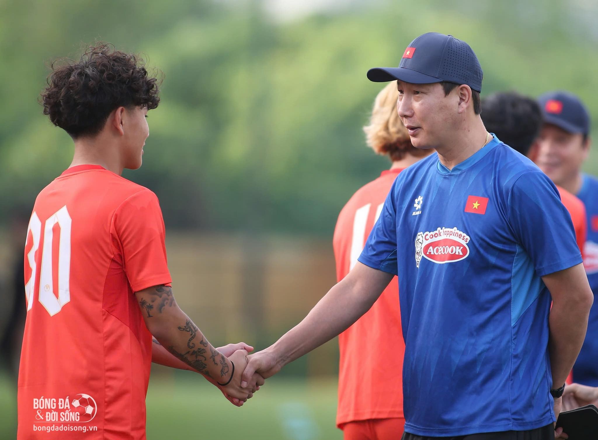 Đình Bắc trở lại ĐT U22 Việt Nam, tiền vệ Việt kiều Bùi Alex được triệu tập