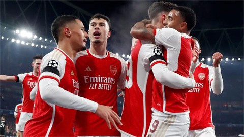 Sau màn "tàn sát", Arsenal đi vào lịch sử Champions League
