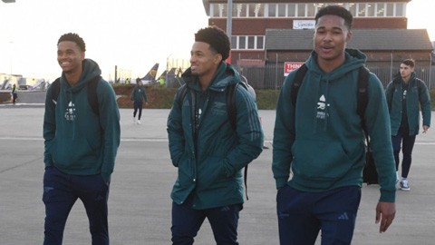 Arsenal quyết  dùng 3 tài năng trẻ sánh ngang Wilshere ở trận gặp PSV