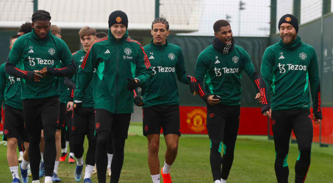 M.U ngay lập tức đón cú hích sau trận hòa Liverpool