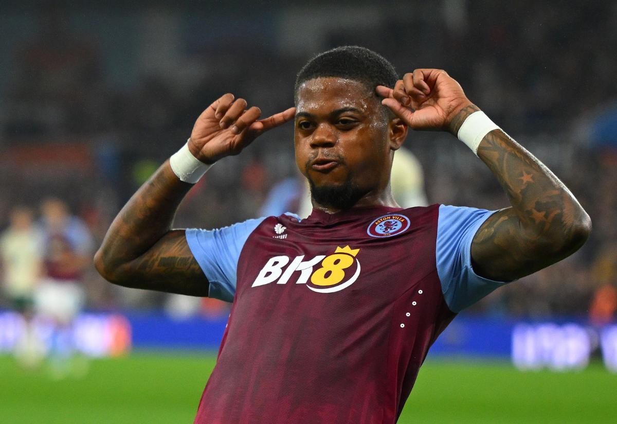 Quá khủng! Aston Villa thắng liên tiếp, đua vô địch Premier League