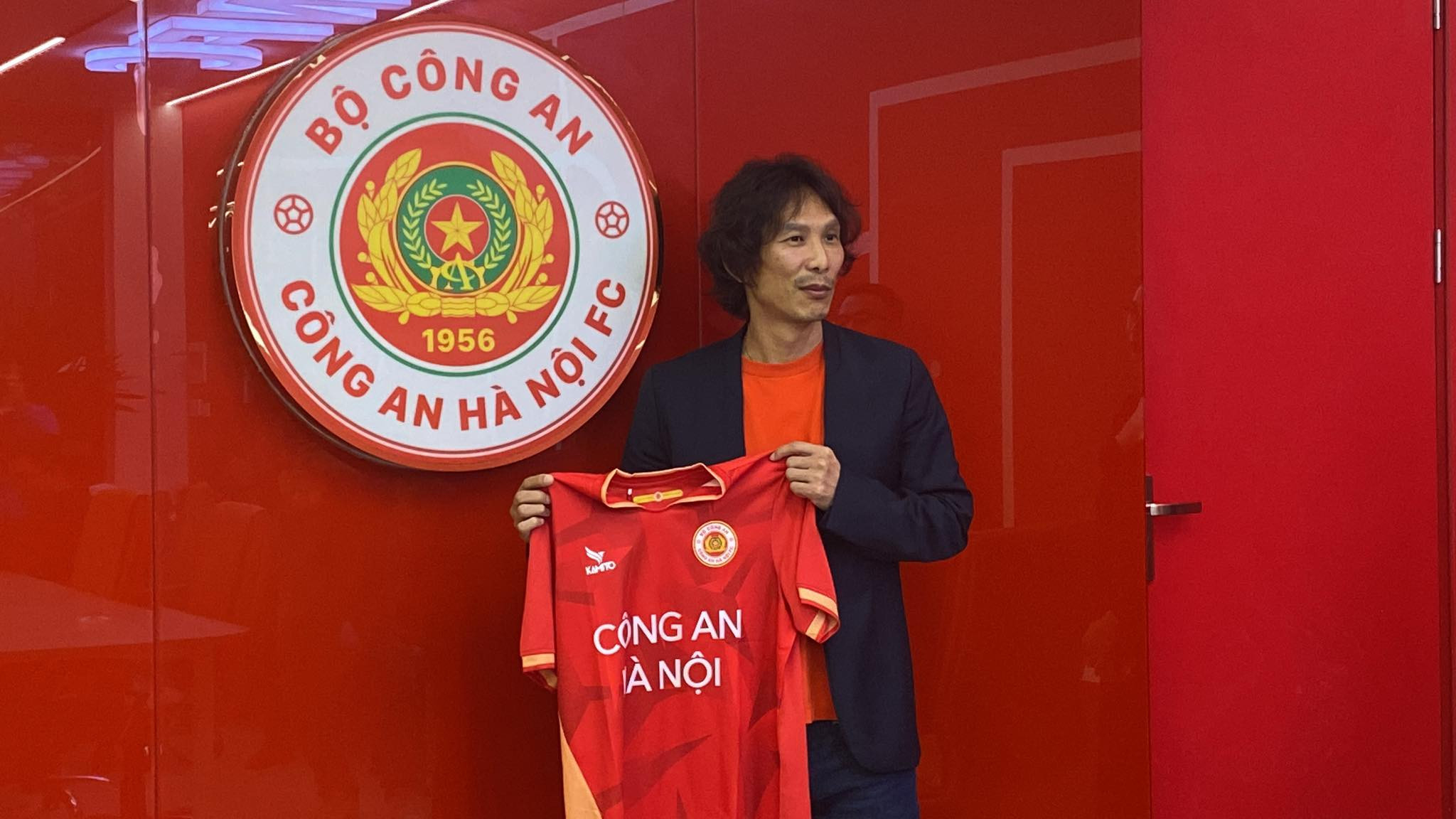 HLV Gong Oh-kyun chính thức ký hợp đồng với CLB CAHN