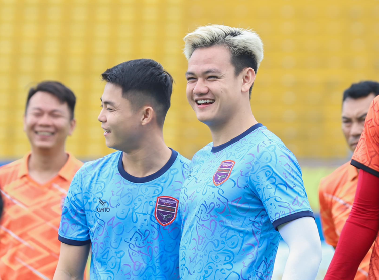 Bình Dương vung tiền tái hiện hình ảnh "đại gia", cả V.League phải dè chừng