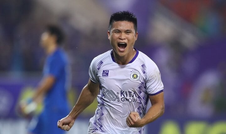 Tuấn Hải: Tôi còn phải học hỏi nhiều thứ của Hoàng Đức