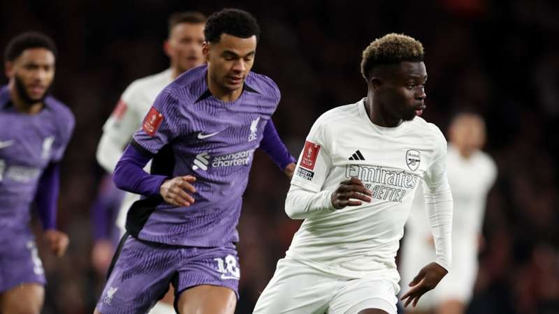 Thông tin lực lượng trận cầu tâm điểm vòng 23 Ngoại Hạng Anh