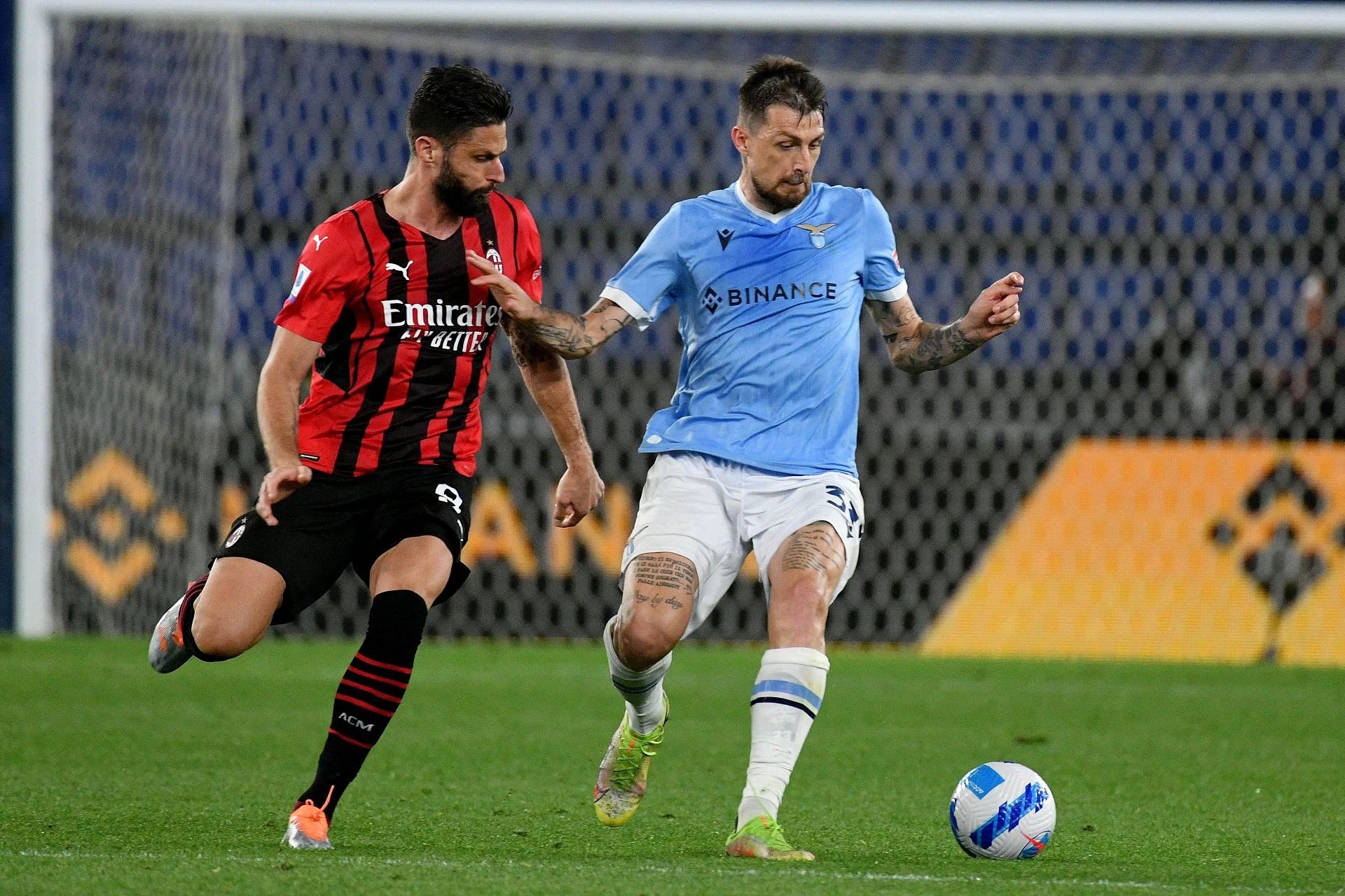 Lazio vs AC Milan, 02h45 ngày 2/3: Đại bàng thất thủ ?