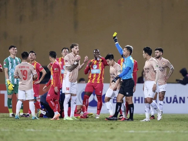 CLB Thanh Hóa đề nghị đánh giá và kiểm tra trọng tài FIFA