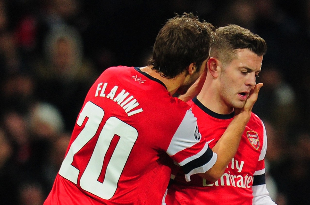 Cựu sao Arsenal sẵn sàng mua lại CLB