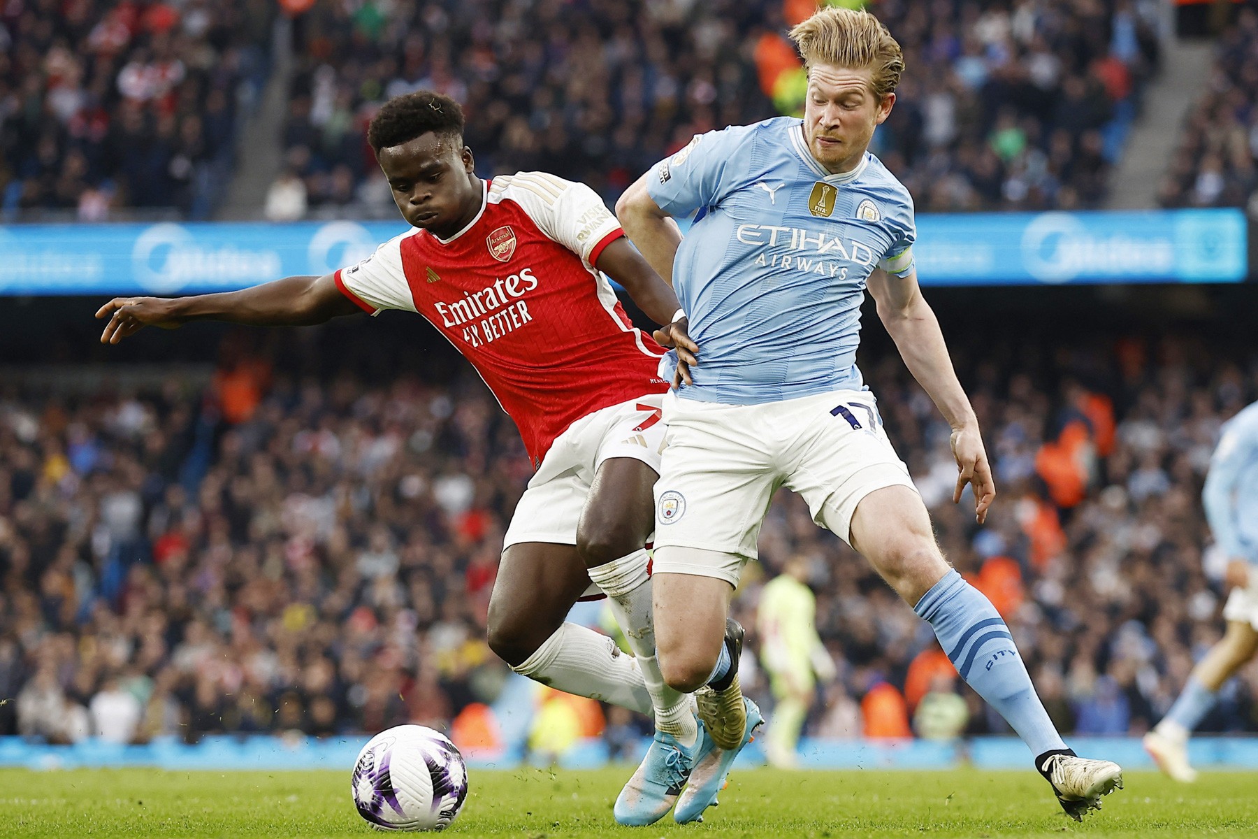 Jeff Stelling: "Arsenal chưa đủ dũng cảm"