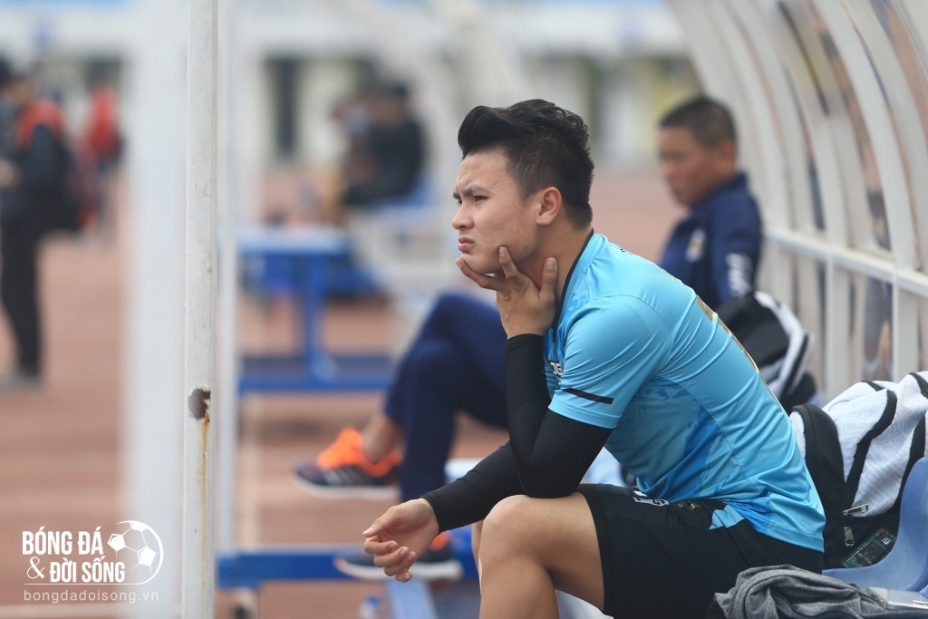 quang hai chan thuong du bi o tran giao huu voi phu tho